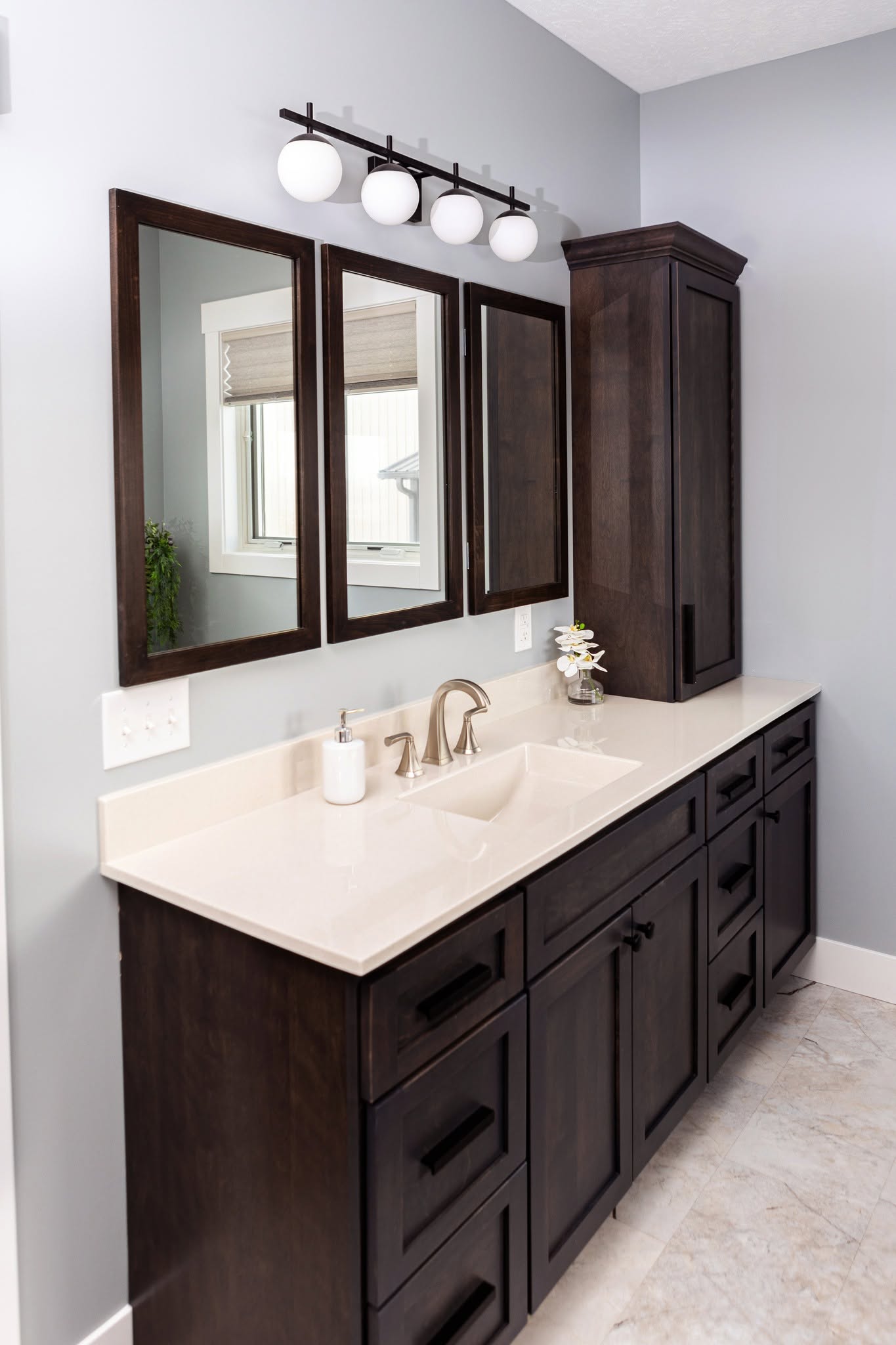 Bathroom vanity project